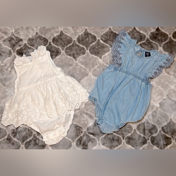 BabyGAP 2-Piece Baby Bubble Shorty One-Piece & Eyelet Bodysuit Dress/ Size 3-6M - Picture 2 of 9